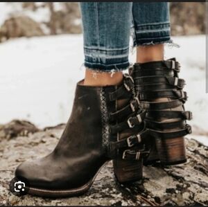 Freebird by Steven Hermosa Leather Buckle Ankle Booties Women's 8 Rare